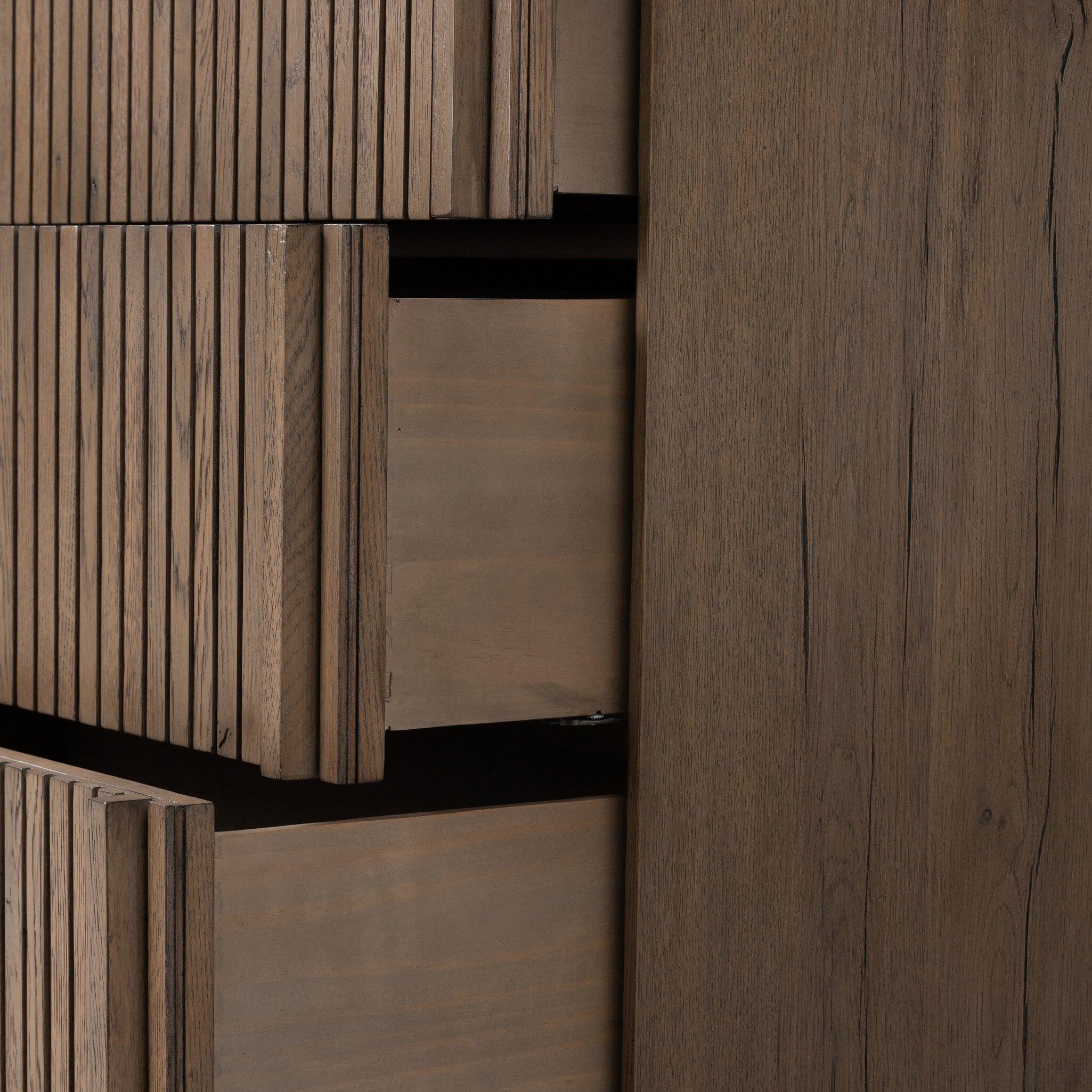 Leo 6 Drawer Dresser