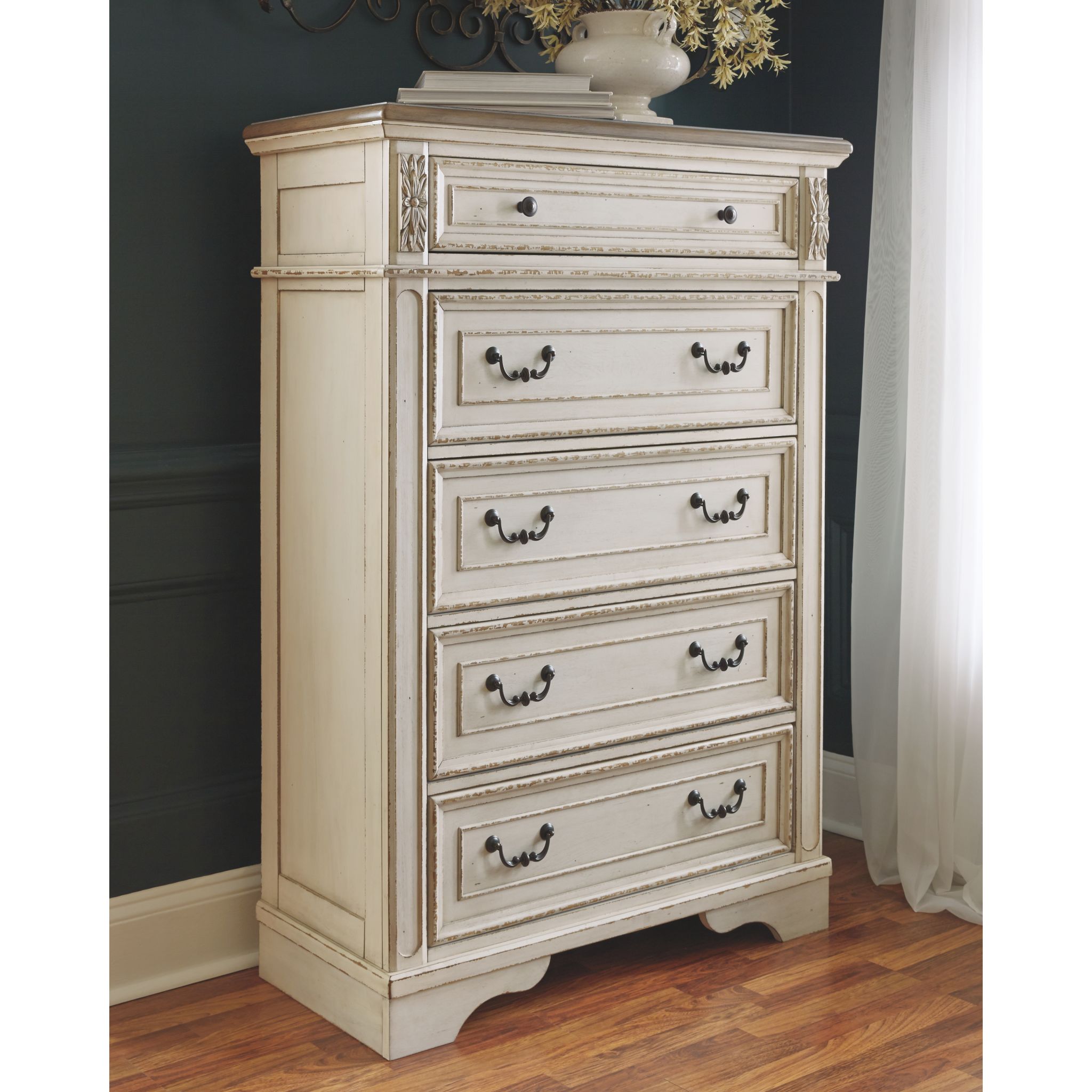 Realyn Chest - White